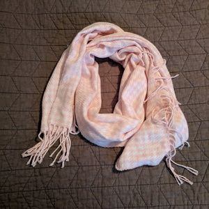Light Pink and White Houndstooth scarf